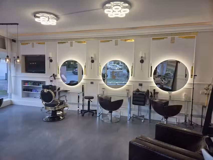 Julias Friseur Salon