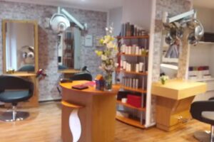 Kamm-In &ndash; Denise Gillert