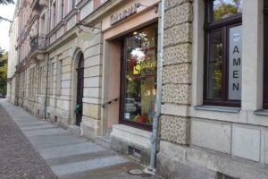 &bdquo;Kamm & Schere&ldquo;