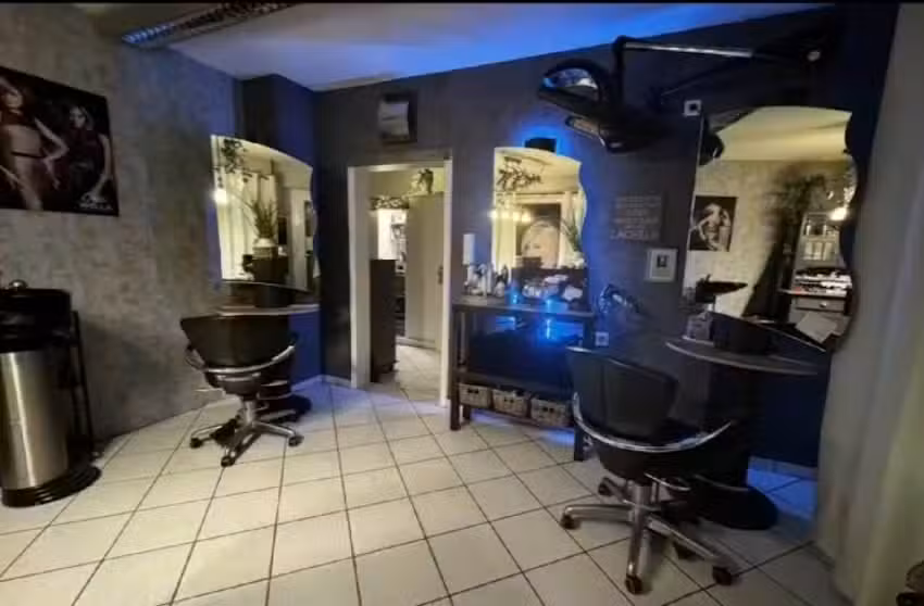 Kamm und Schere Inh. Michaela Diefenbacher