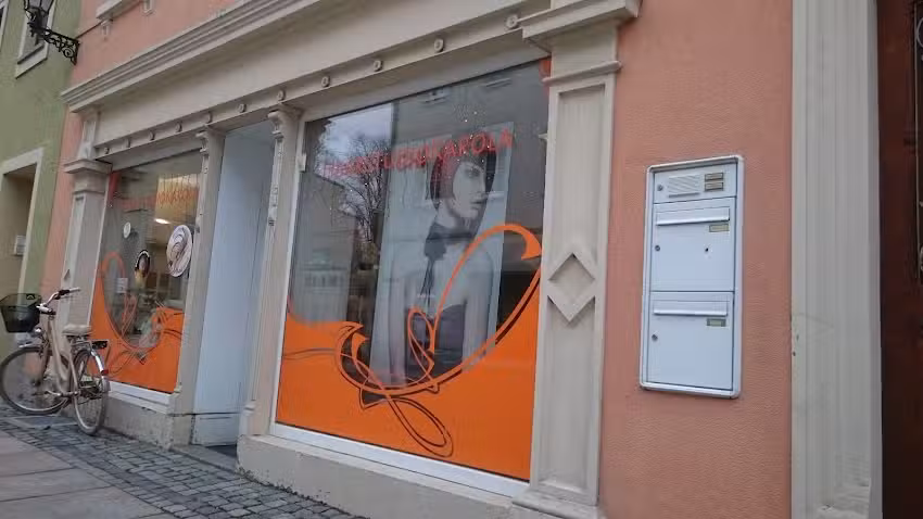 Karola Hutschenreuter