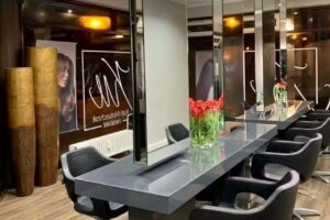 Kathi Matuschzak | Friseursalon