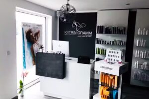 KATRIN GRAMM &ndash; HAARE | MAKE UP | HAUT