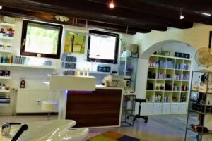 Kerstins Haarstudio mit Nagelstudio