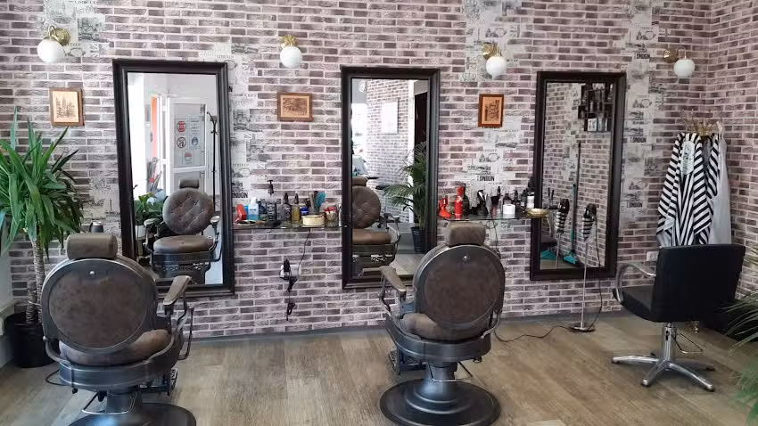 King & Queen of Hair Friseur Salon