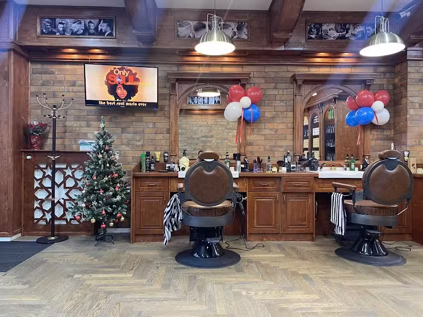 Kiyan&rsquo;s Barbershop