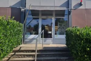 Klaus Gr&uuml;&szlig;ges Haarscharf