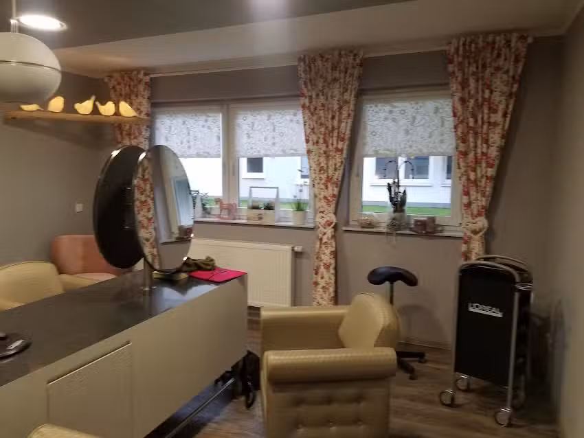 Komm Hair Friseursalon