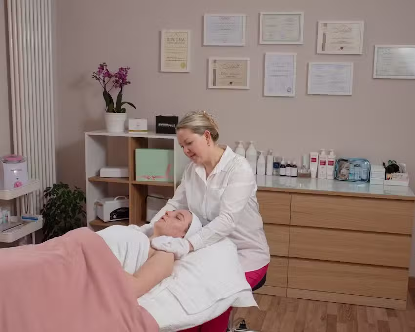 Kompliment &ndash; Hair & Beauty