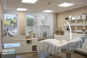 Koop Kosmetik by Valentina Schick