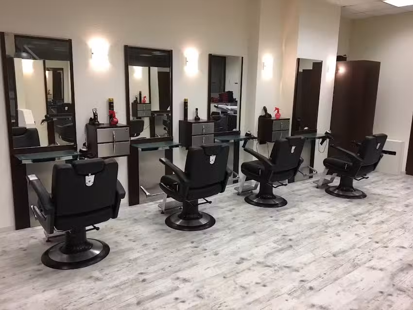 K&ouml;pke der Friseur