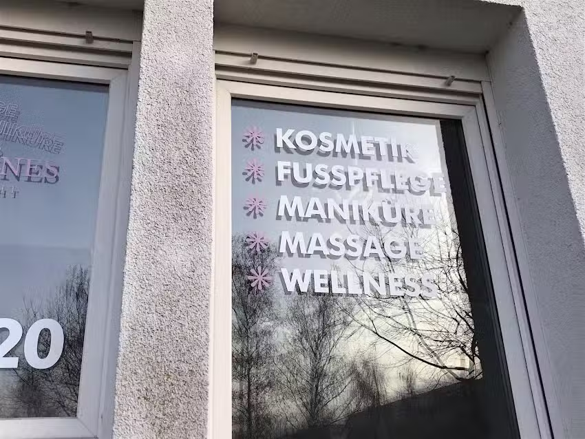 Kosmetik- Fusspflege- Friseur Studio Ines