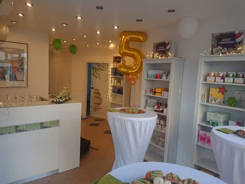 Kosmetik Lounge d&lsquo; Casi