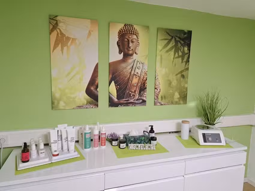 Kosmetik, Microblading, Fu&szlig;pflege, Brazilian Waxing by Alexandra