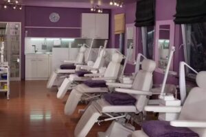 Kosmetikschule J&auml;ger