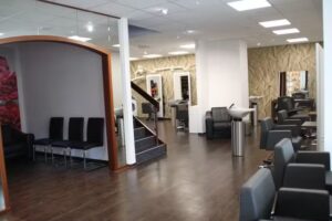 kraus friseure &ndash; Der Friseur- und Zweithaarexperte in Lichtenfels