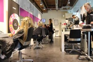 Kult Hairclub Friseur – Aurich