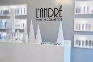 L&lsquo; Andr&eacute; by Katharina Lucka L&uuml;beck