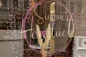 Lauri&rsquo;s Fris&ouml;rsalon