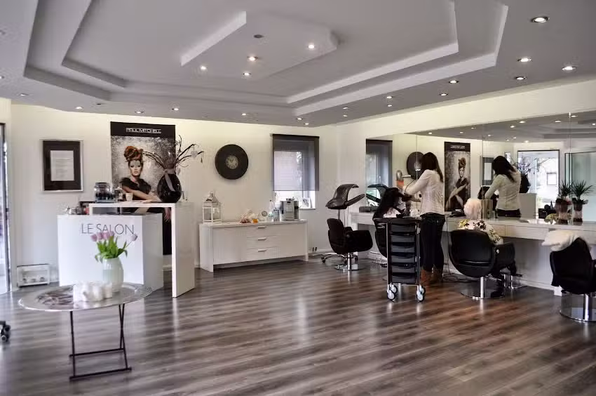 Le Salon &ndash; Friseur Salon Meerbusch
