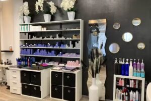 Lena’s Friseurstudio