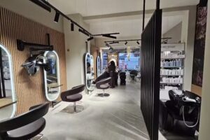 Lione Hairstudio, Friseursalon