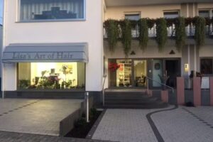 Lisa&rsquo;s Art of Hair