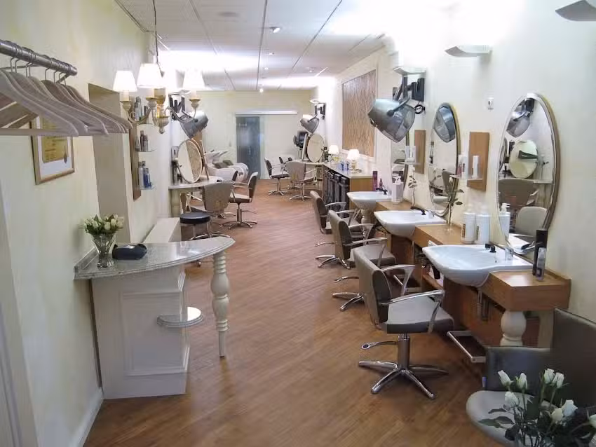 L&ouml;bauer Friseure eG &bdquo;Ihr Friseur&ldquo;