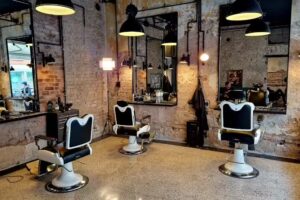 Locke & Schn&ouml;rres