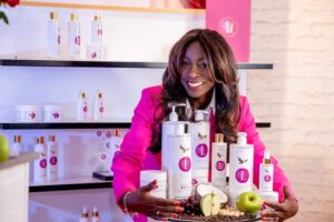 Lucia&acute;s Studio | Brazilian Hairstyle &ndash; Afro-Hair &ndash; Haarverl&auml;ngerung | M&uuml;nchen