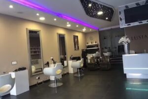Lusia Damen & Herren & Kinder Friseursalon(Hausbesuche))