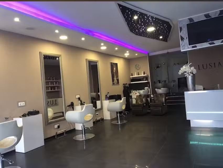 Lusia Damen & Herren & Kinder Friseursalon(Hausbesuche))