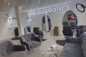 LUVEL UP MEN&rsquo;S STUDIO