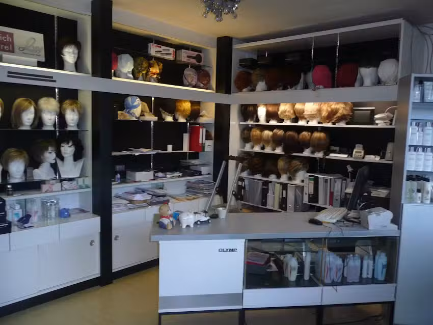 LUY PER&Uuml;CKEN Haarersatz Friseur