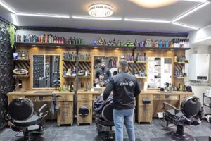 M- DAMASKUS friseur & barber