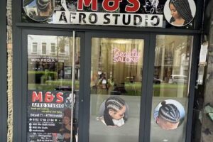M&S Afro Studio, Afro Salon mit permanent Make-up