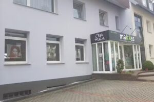 Makkas Friseur u. Kosmetik
