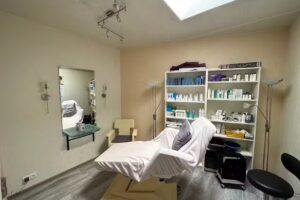 Manuela Eberth &ndash; Per&uuml;ckenstudio & Friseur