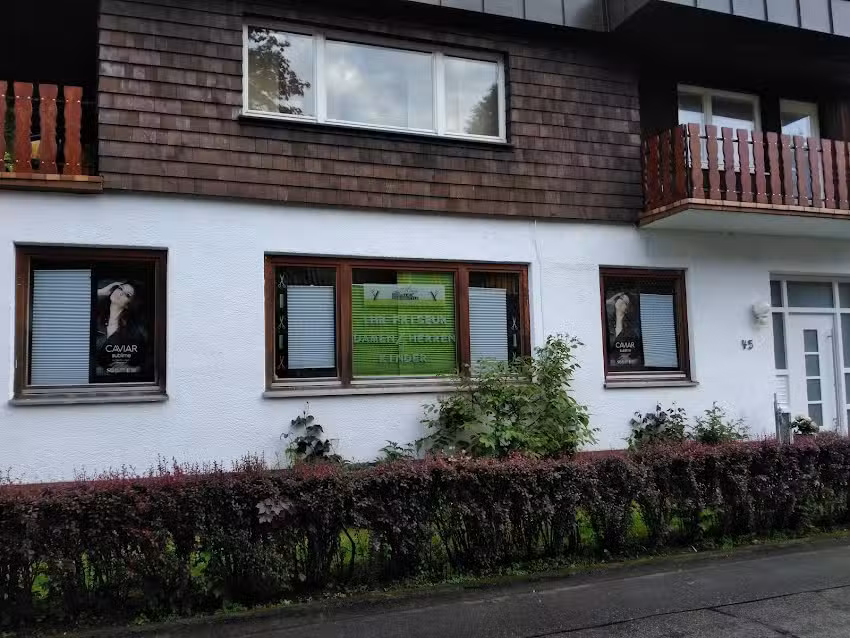 Maria&rsquo;s Italy Hairstyle