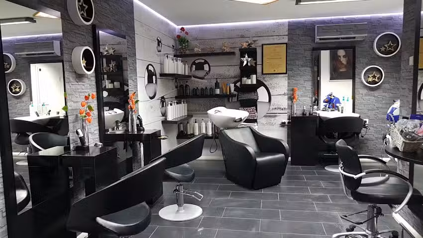 Martin Virginia Friseur & Nagelstudio Haarglanz