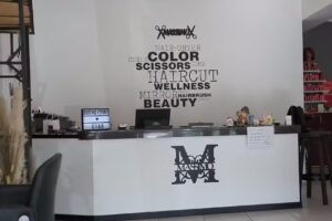 Massimo&rsquo;s Hairdesign