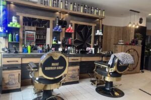 MAXI BARBER SHOP