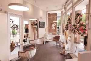 Medin&rsquo;s Haircut (Friseur)