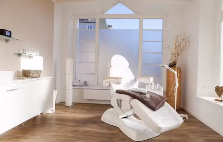 MICHAEL NOETZIG Friseure