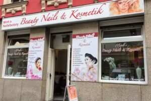 Minh&acute;s Beauty Nagelstudio & Wimpernverl&auml;ngerung in Frankfurt