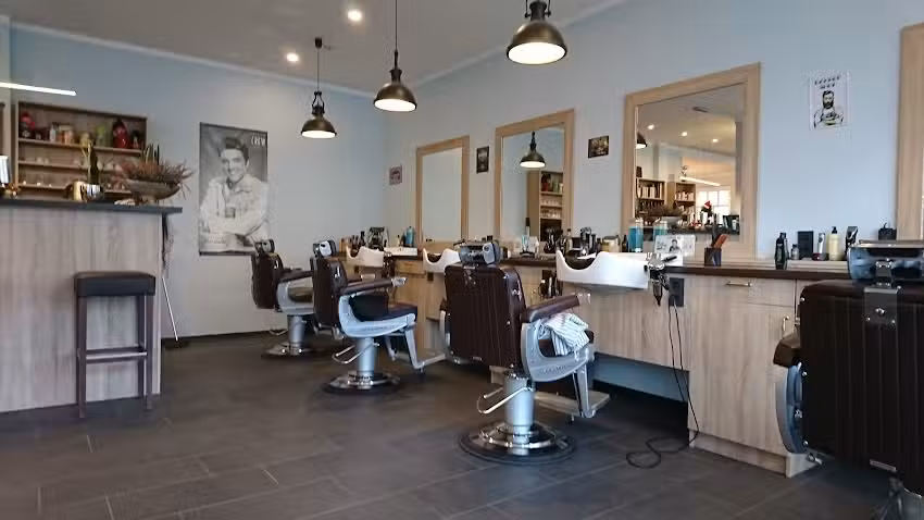 Mo&rsquo;s Coiffeur & Barbier