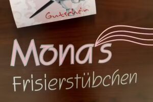 Monas Frisierst&uuml;bchen