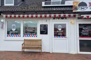 MR. BARBER Herrenfiseur