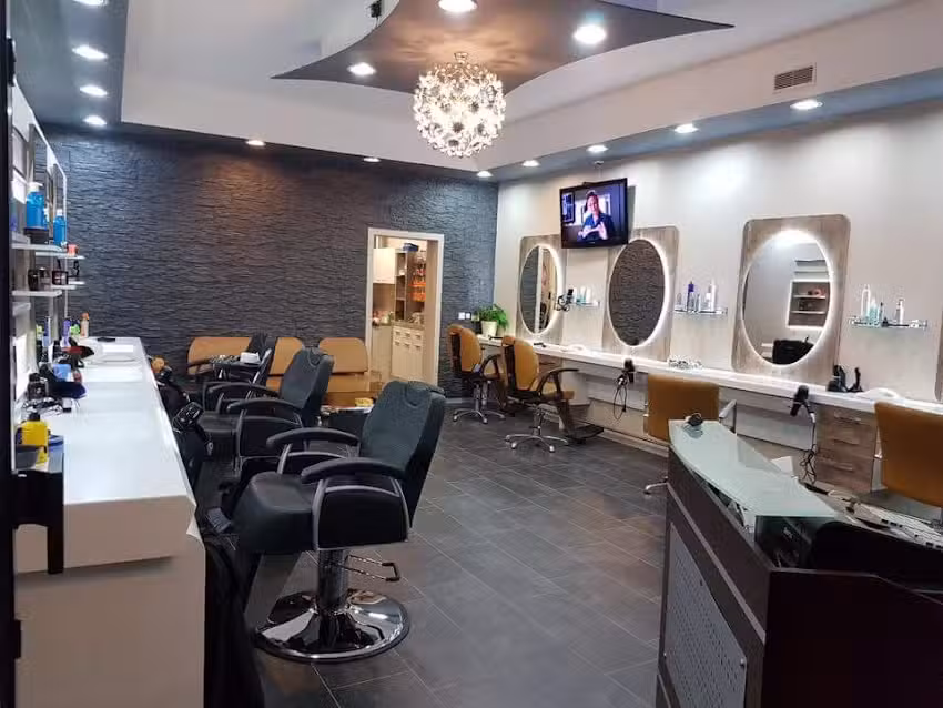 MR ORIENTAL HAIR CUTS & STYLE GmbH