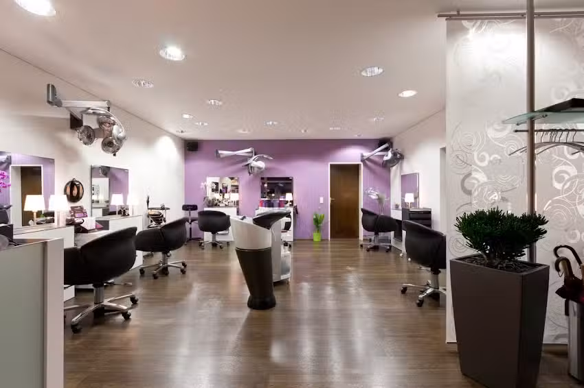 M&uuml;ller die Fris&ouml;re